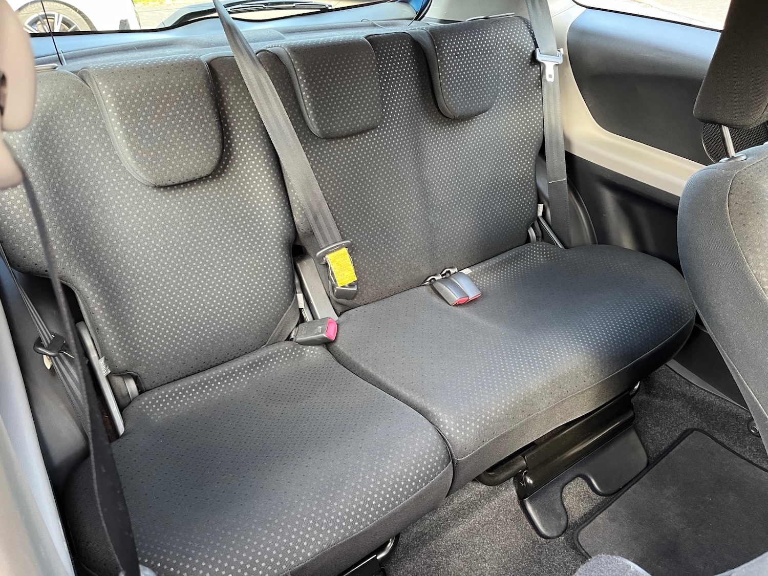 Used Toyota Yaris 2010 for sale - 78218120: Photo 13