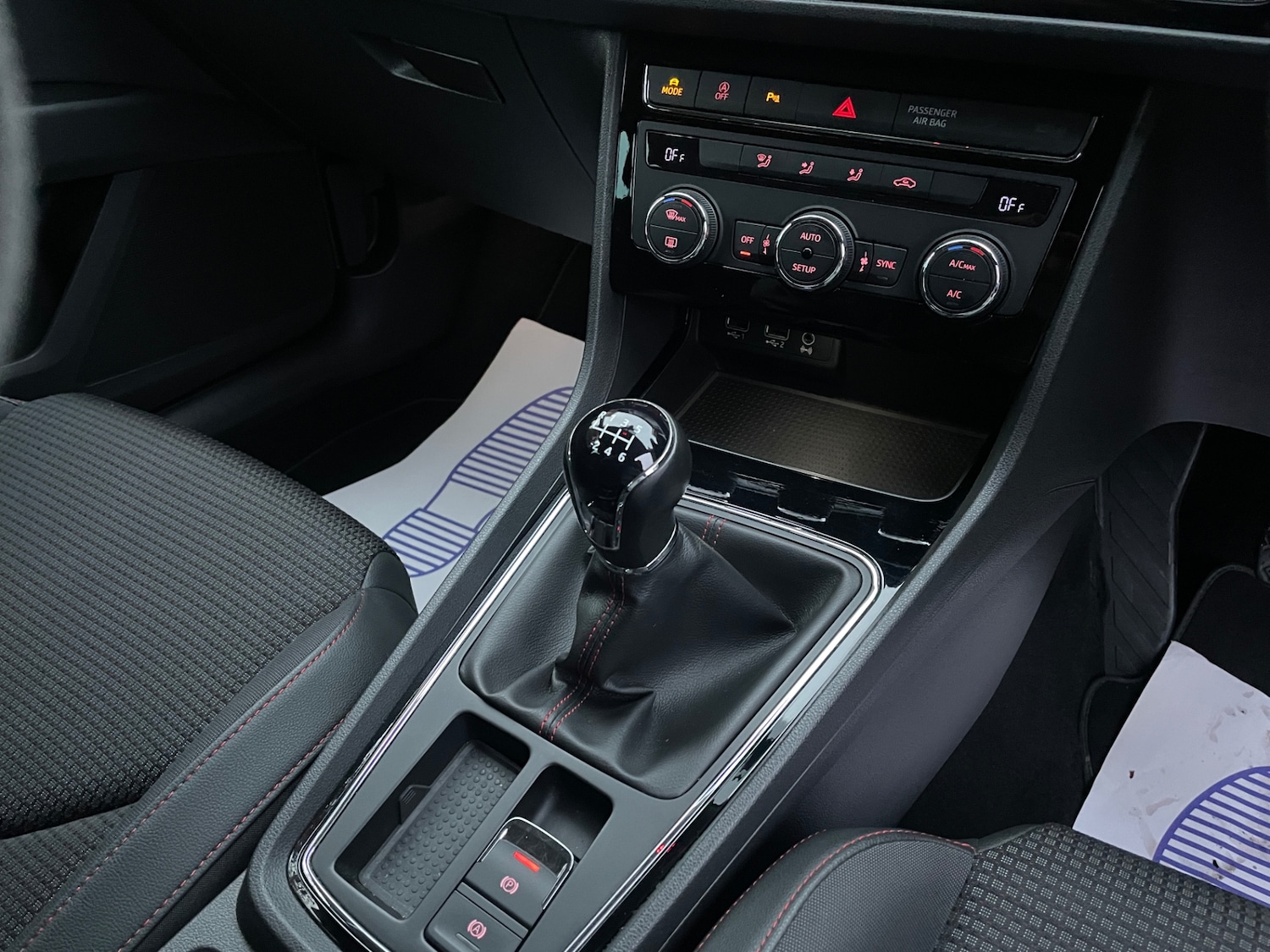 Used SEAT Leon 2019 for sale - 76591691: Photo 11