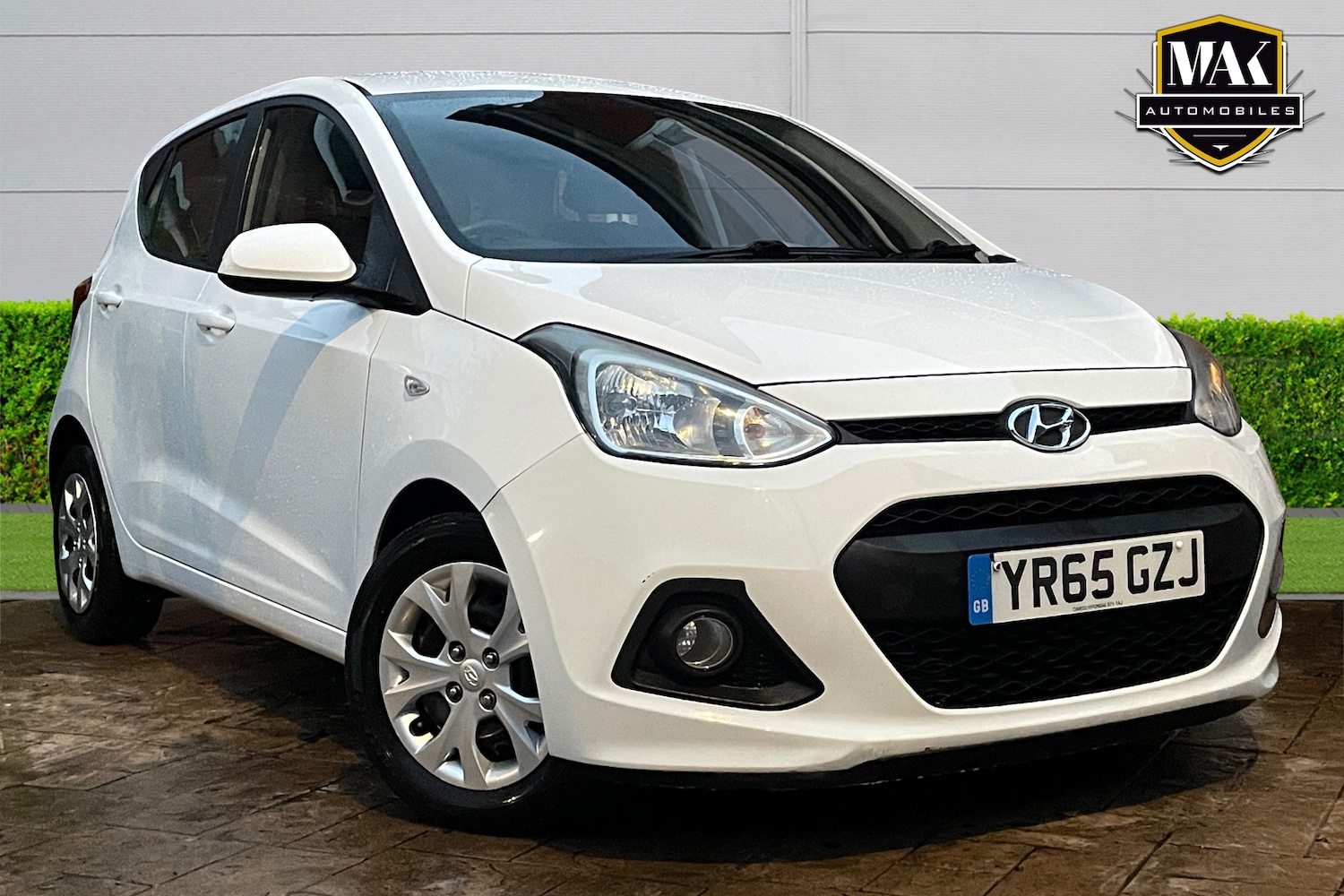 Used Hyundai i10 2015 for sale - 76471314: Photo 2