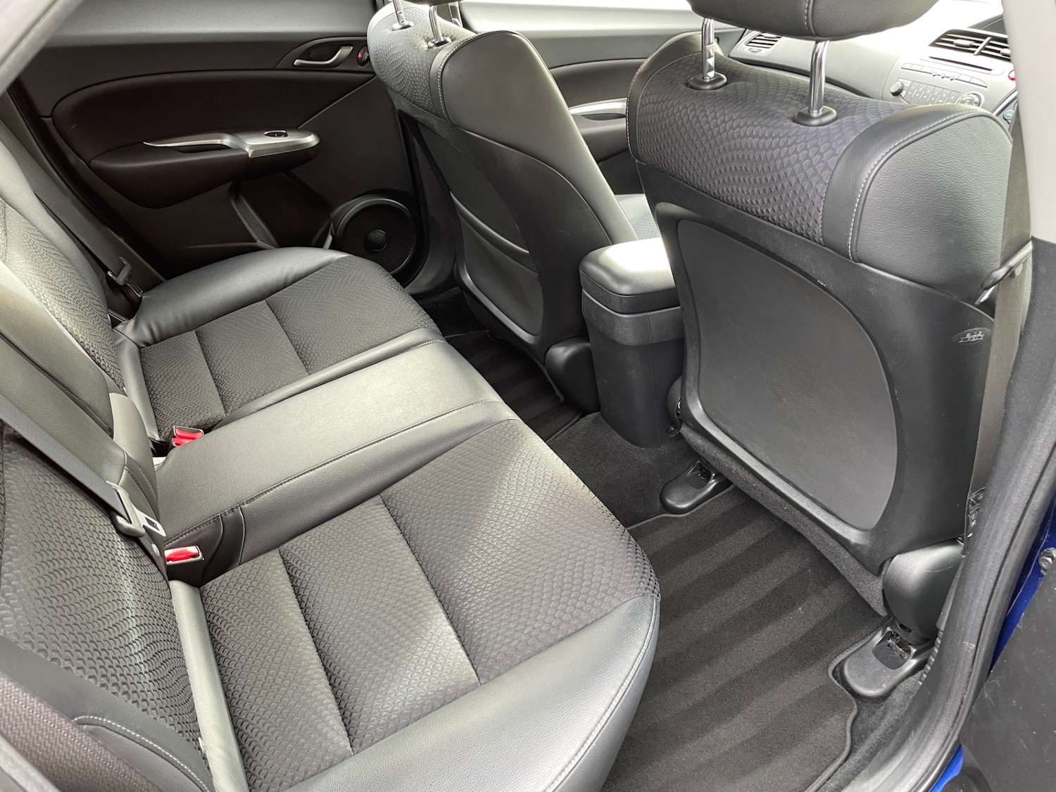 Used Honda Civic 2010 for sale - 76245064: Photo 11