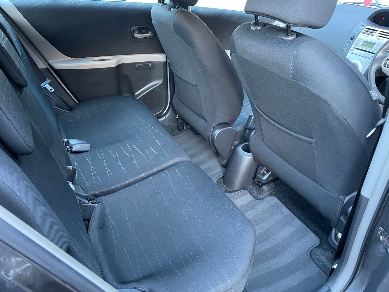 Used Toyota Yaris 2007 for sale - 78197542: Photo 9