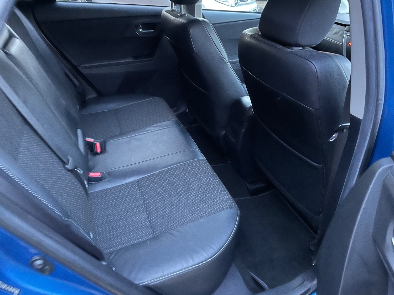 Used Toyota Auris 2013 for sale - 77409943: Photo 10