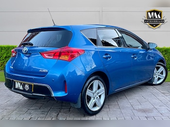 Used Toyota Auris 2013 for sale - 77409943: Photo