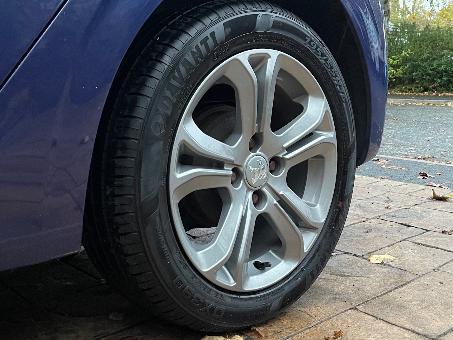 Used Peugeot 208 2015 for sale - 76620637: Photo 12