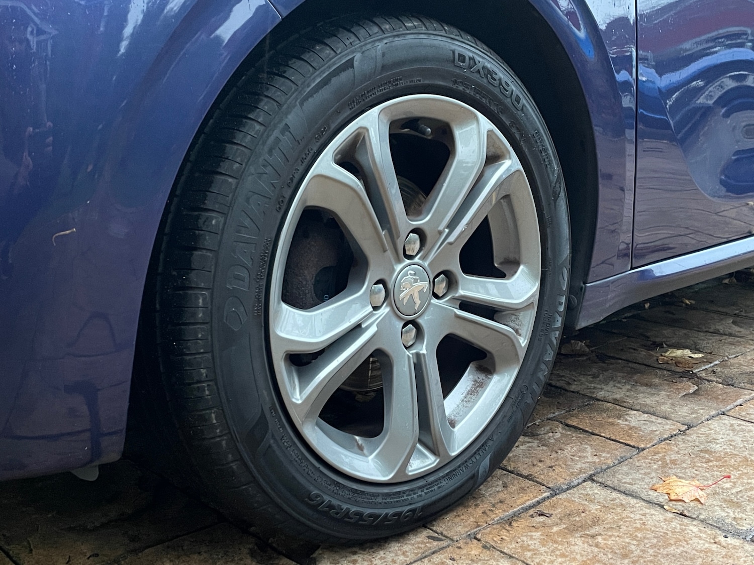 Used Peugeot 208 2015 for sale - 76620637: Photo 15