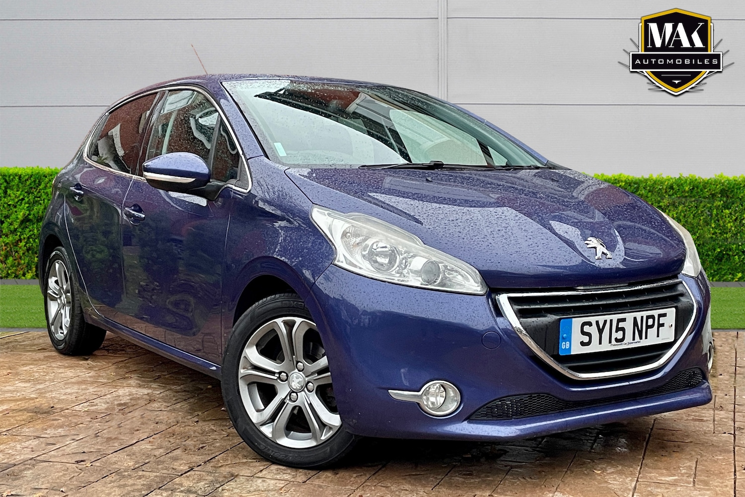 Used Peugeot 208 2015 for sale - 76620637: Photo 2