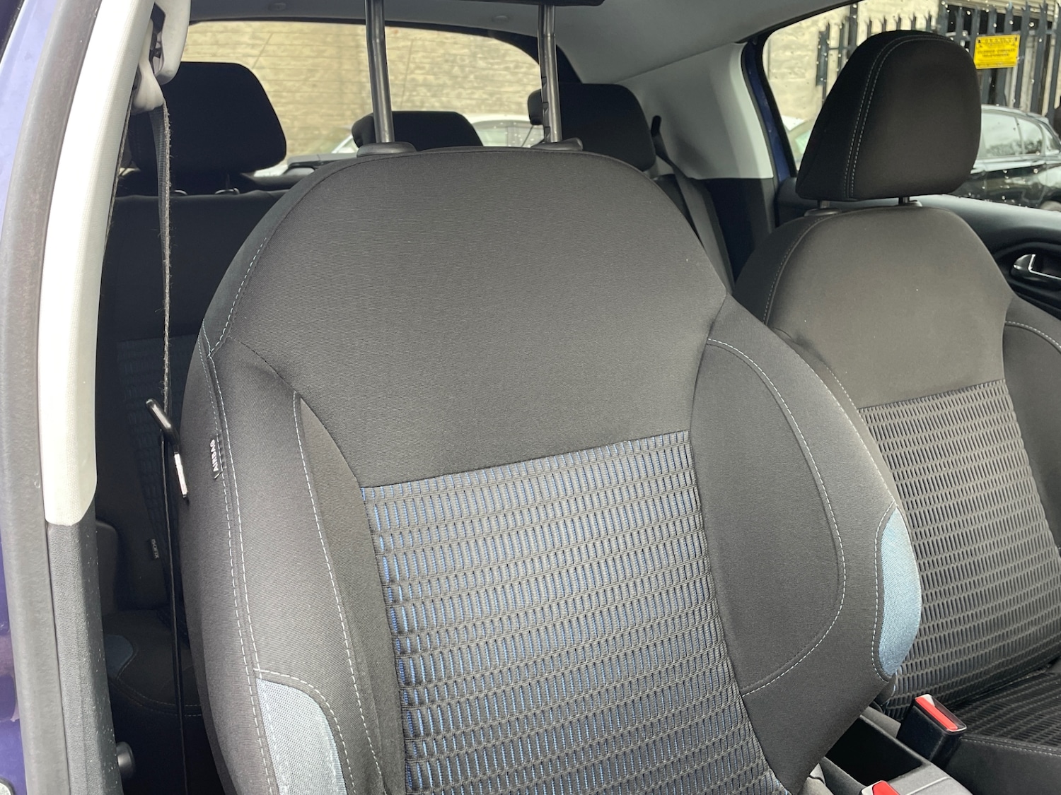 Used Peugeot 208 2015 for sale - 76620637: Photo 9