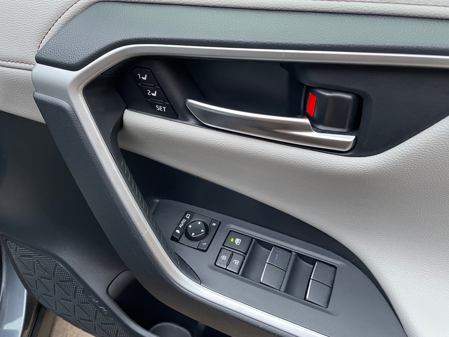 Used Toyota RAV4 2020 for sale - 77446718: Photo 9