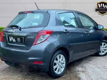 Used Toyota Yaris 2012 for sale - 74421294: Photo