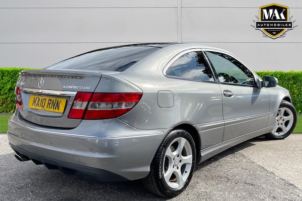 Used Mercedes-Benz CLC 2010 for sale - 76245518: Photo 3