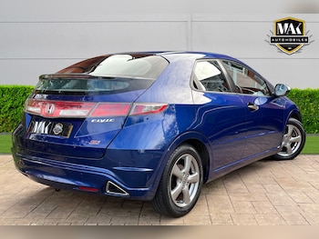 Used Honda Civic 2010 for sale - 76548122: Photo