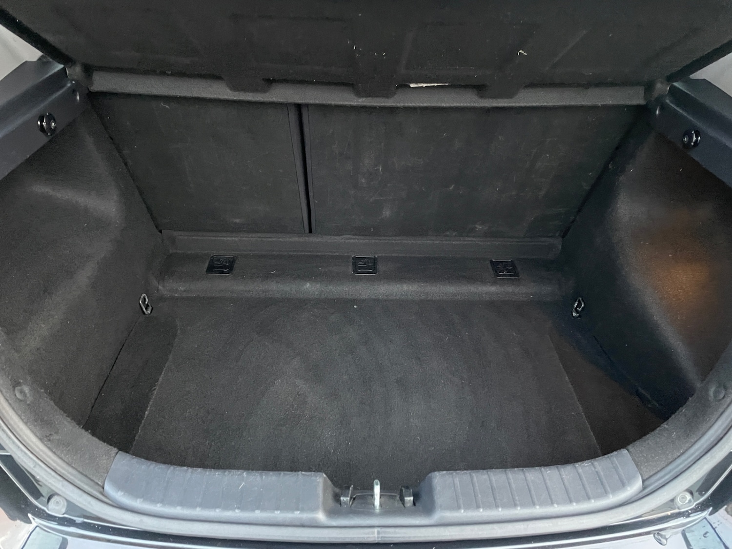 Used Hyundai i30 2010 for sale - 76376784: Photo 15