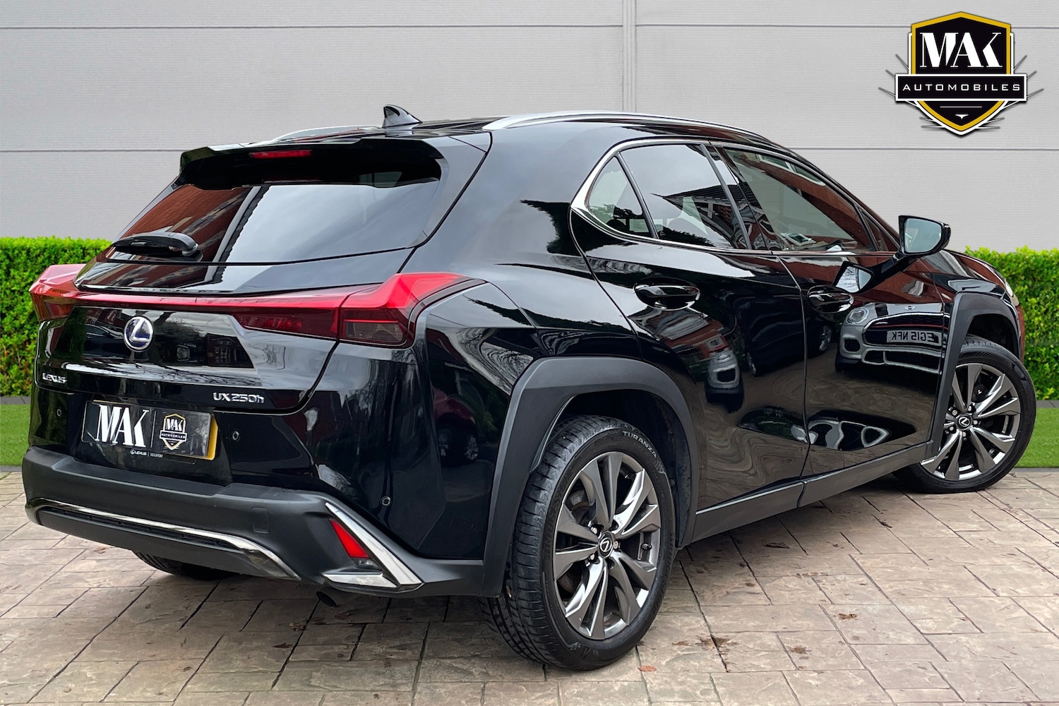 Used Lexus UX 2019 for sale - 77881440: Photo 3