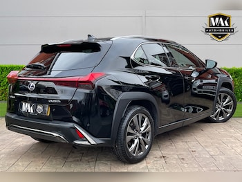 Used Lexus UX 2019 for sale - 77881440: Photo