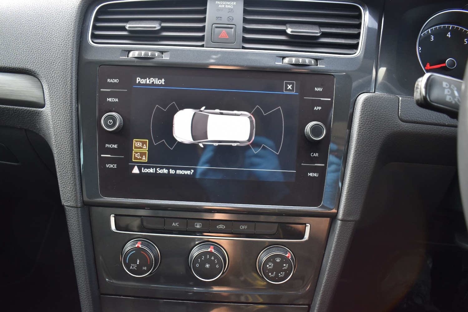 Used Volkswagen Golf 2019 for sale - 76375668: Photo 11
