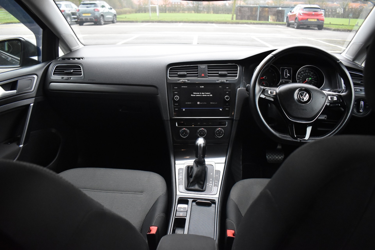 Used Volkswagen Golf 2019 for sale - 76375668: Photo 39