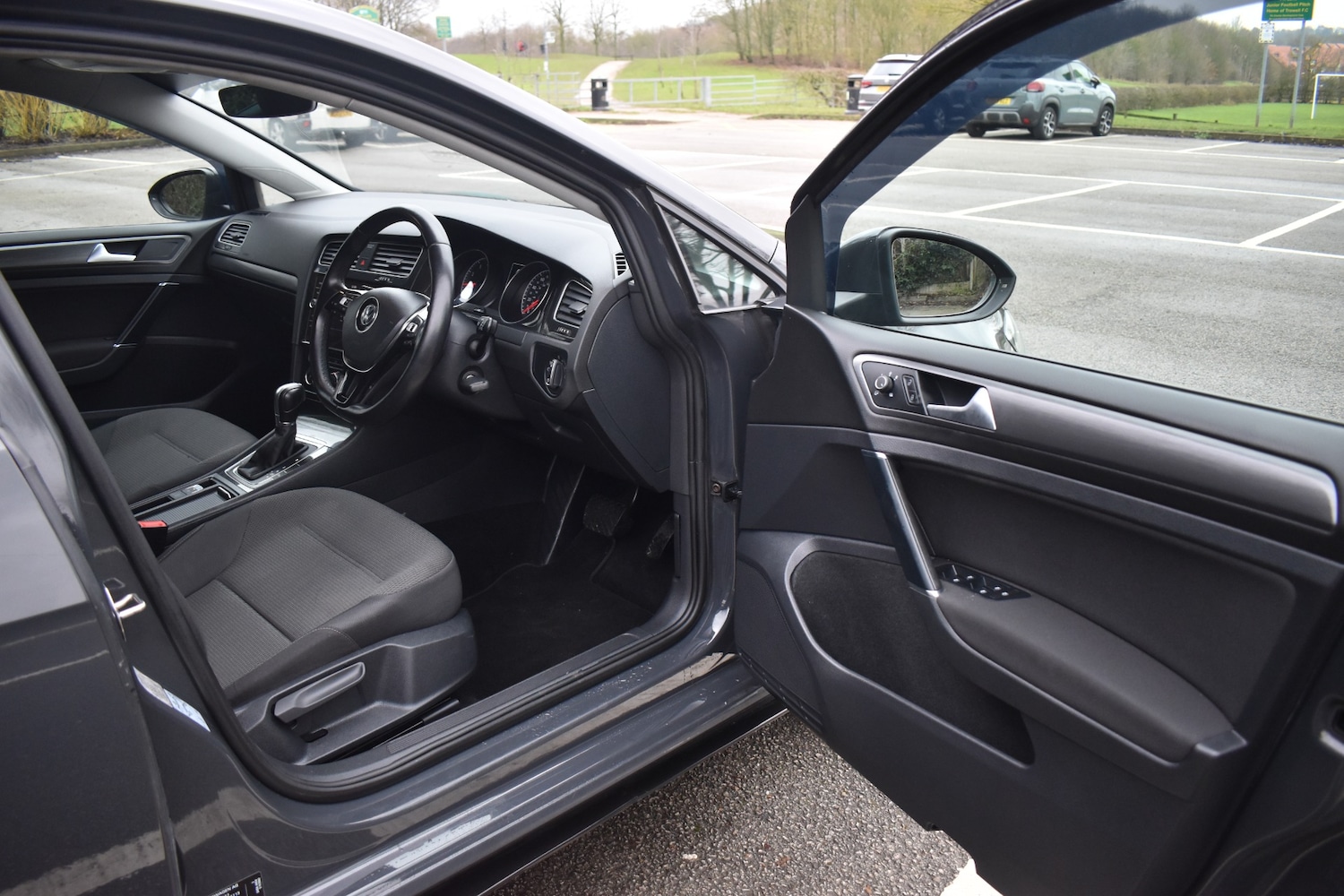 Used Volkswagen Golf 2019 for sale - 76375668: Photo 40