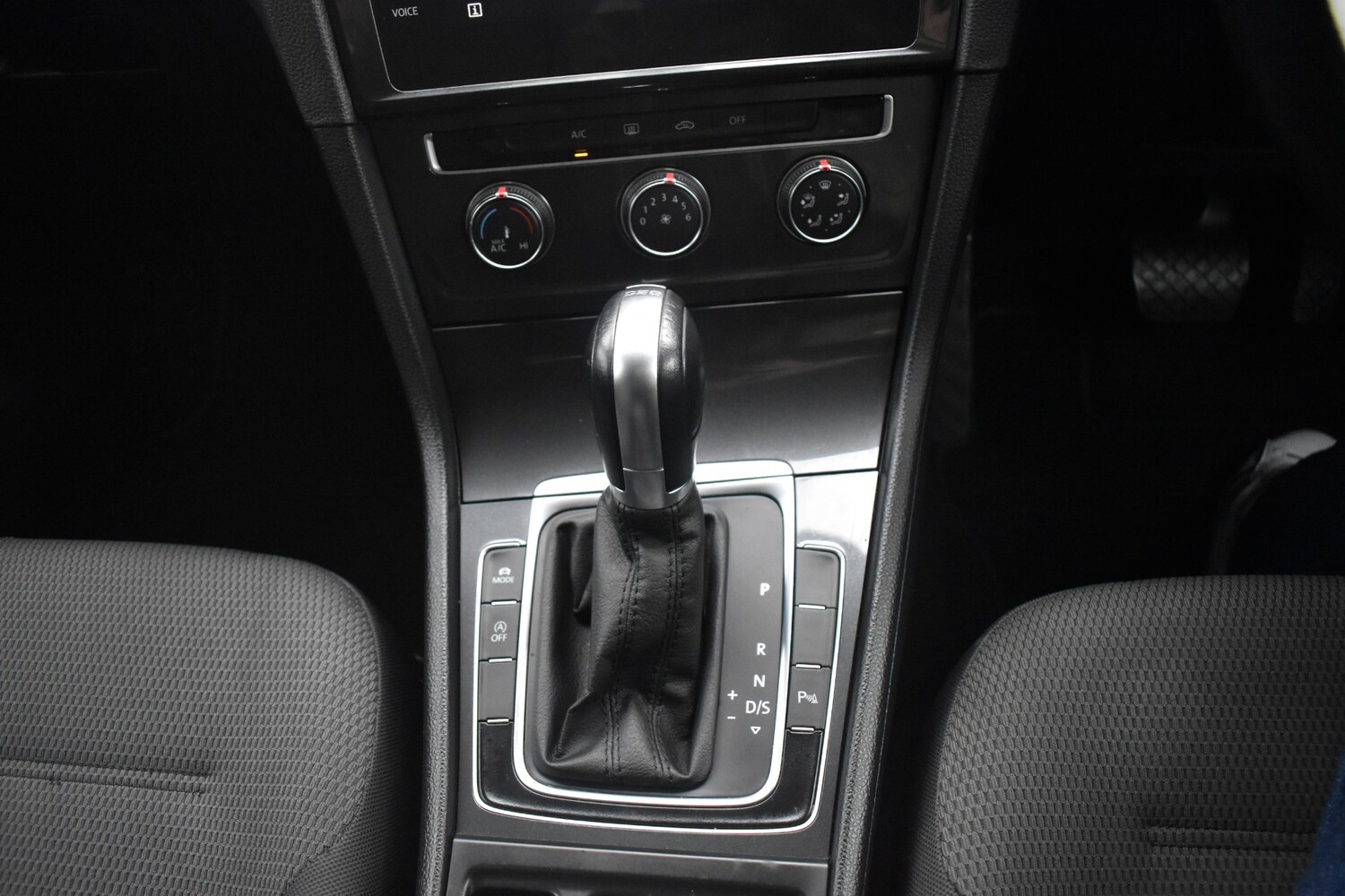 Used Volkswagen Golf 2019 for sale - 76375668: Photo 44