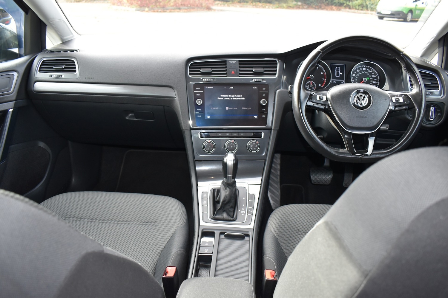 Used Volkswagen Golf 2019 for sale - 76375668: Photo 6