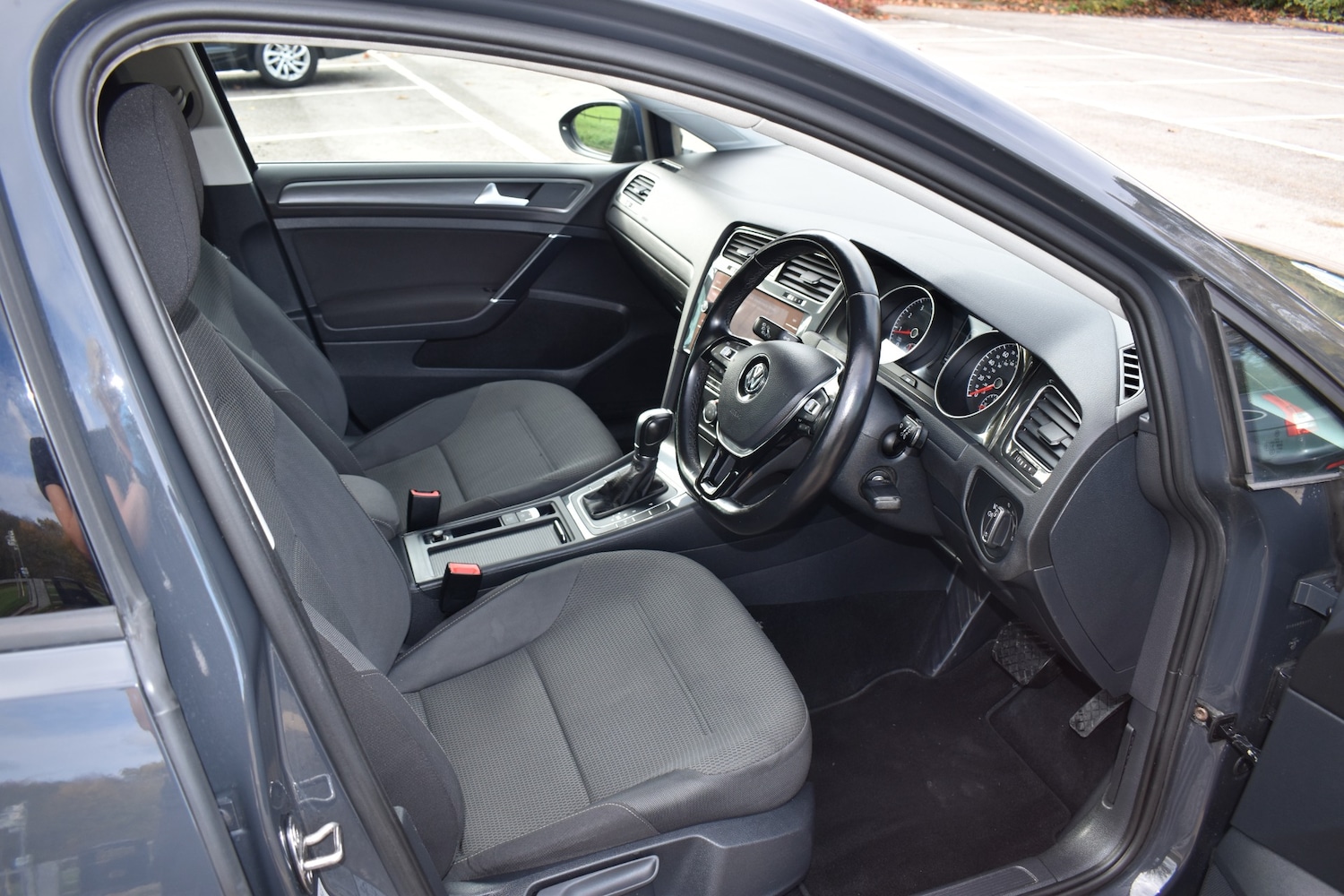 Used Volkswagen Golf 2019 for sale - 76375668: Photo 7