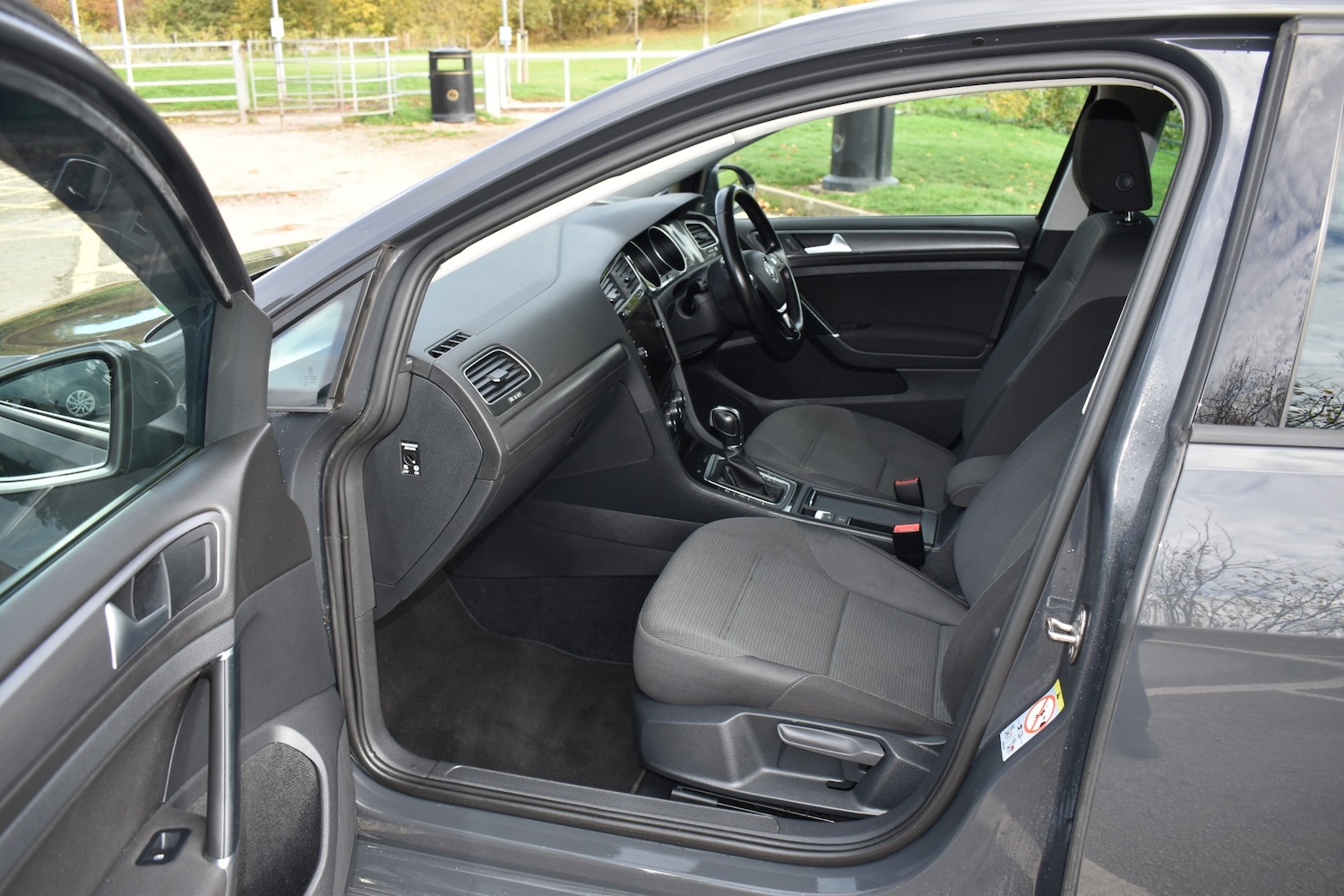 Used Volkswagen Golf 2019 for sale - 76375668: Photo 8