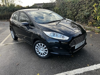 Used Ford Fiesta 2015 for sale - 76431032: Photo