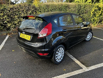 Used Ford Fiesta 2015 for sale - 76431032: Photo