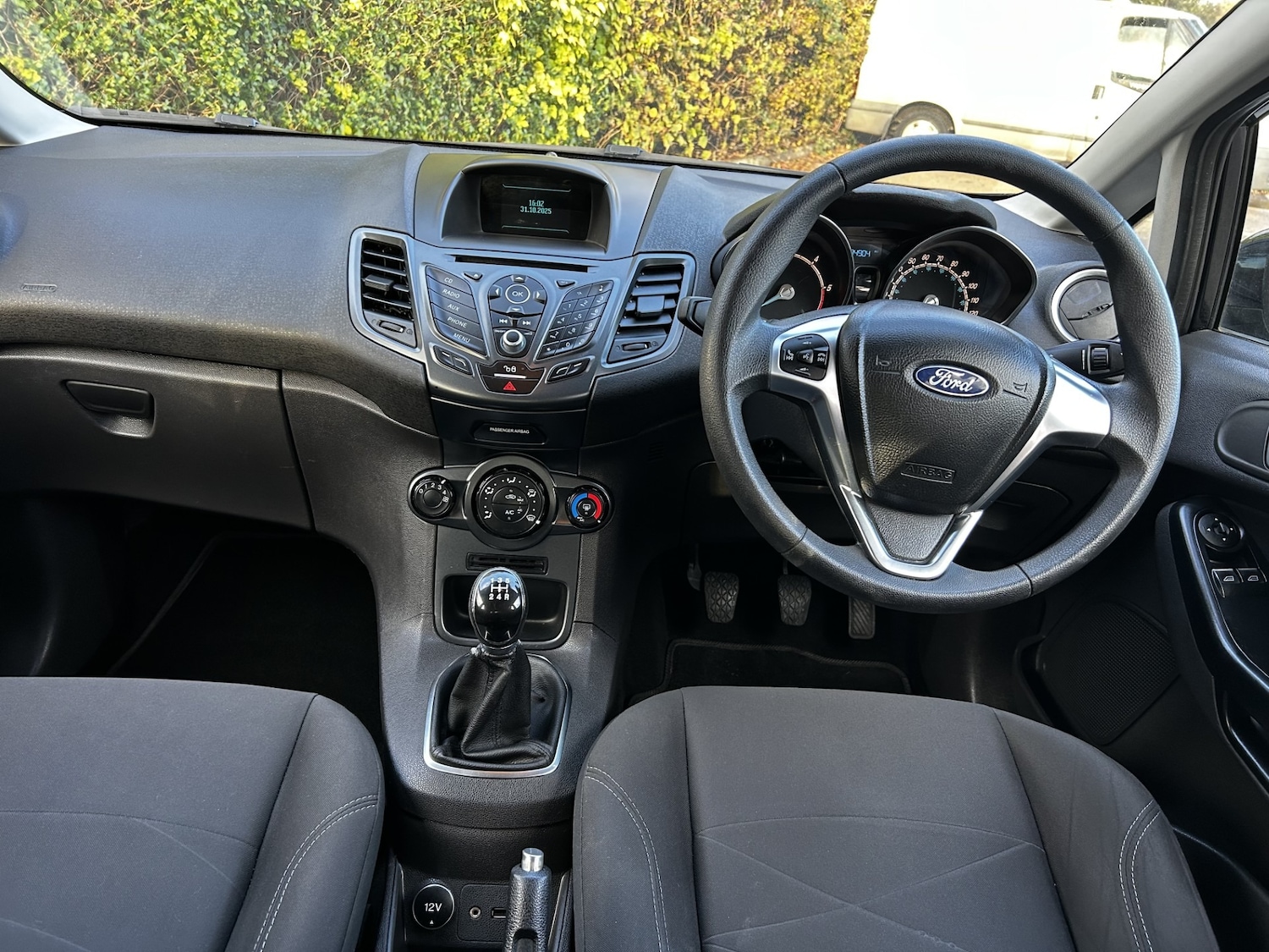 Used Ford Fiesta 2015 for sale - 76431032: Photo 5