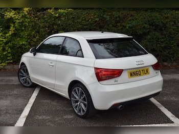 Used Audi A1 2010 for sale - 75997988: Photo