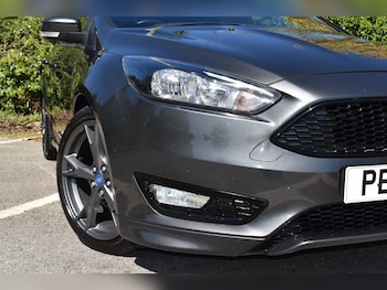 Used Ford Focus 2018 for sale - 78443304: Photo