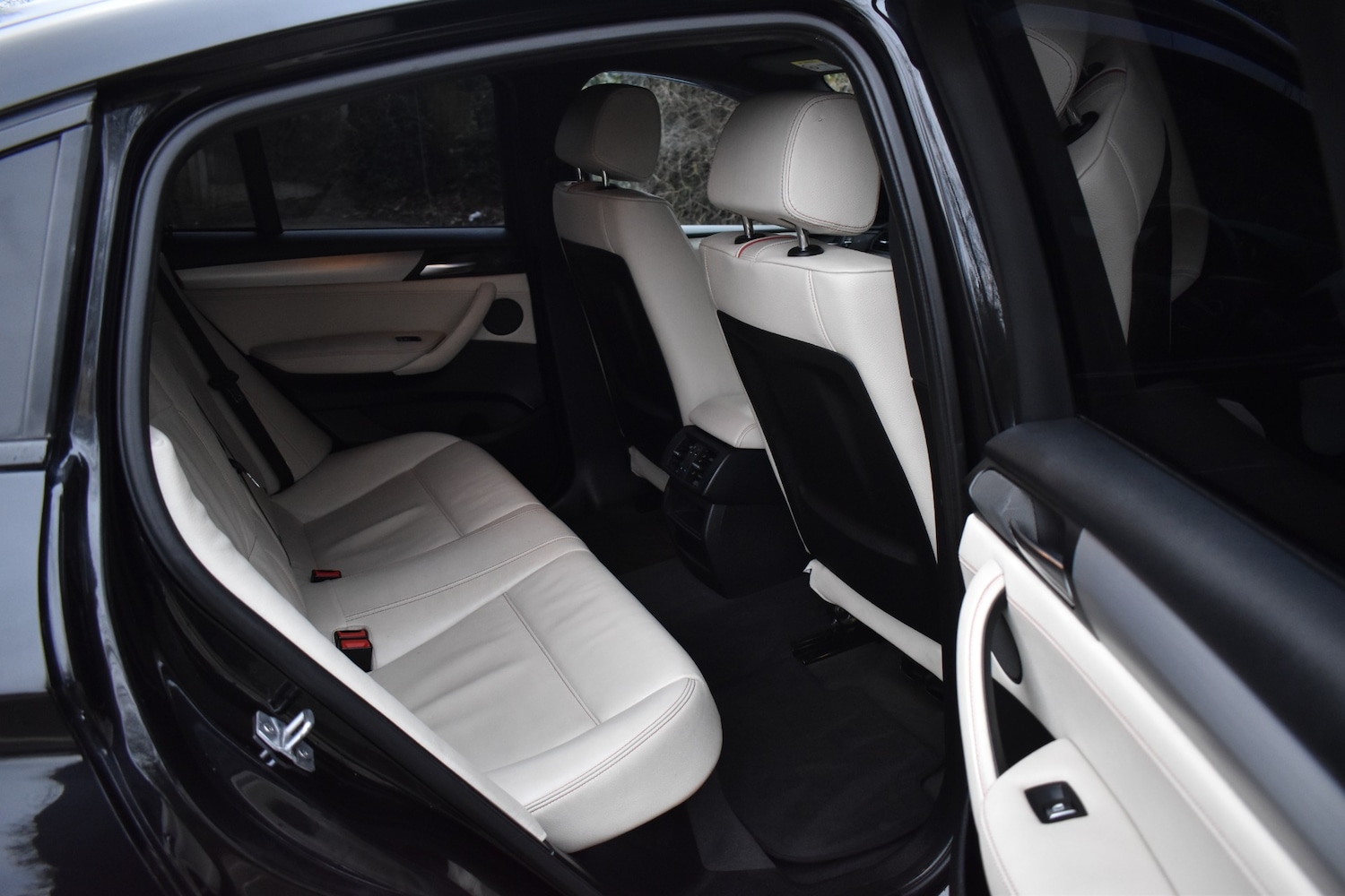 Used BMW X4 2015 for sale - 77438595: Photo 12