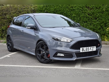 Used Ford Focus 2015 for sale - 78252616: Photo
