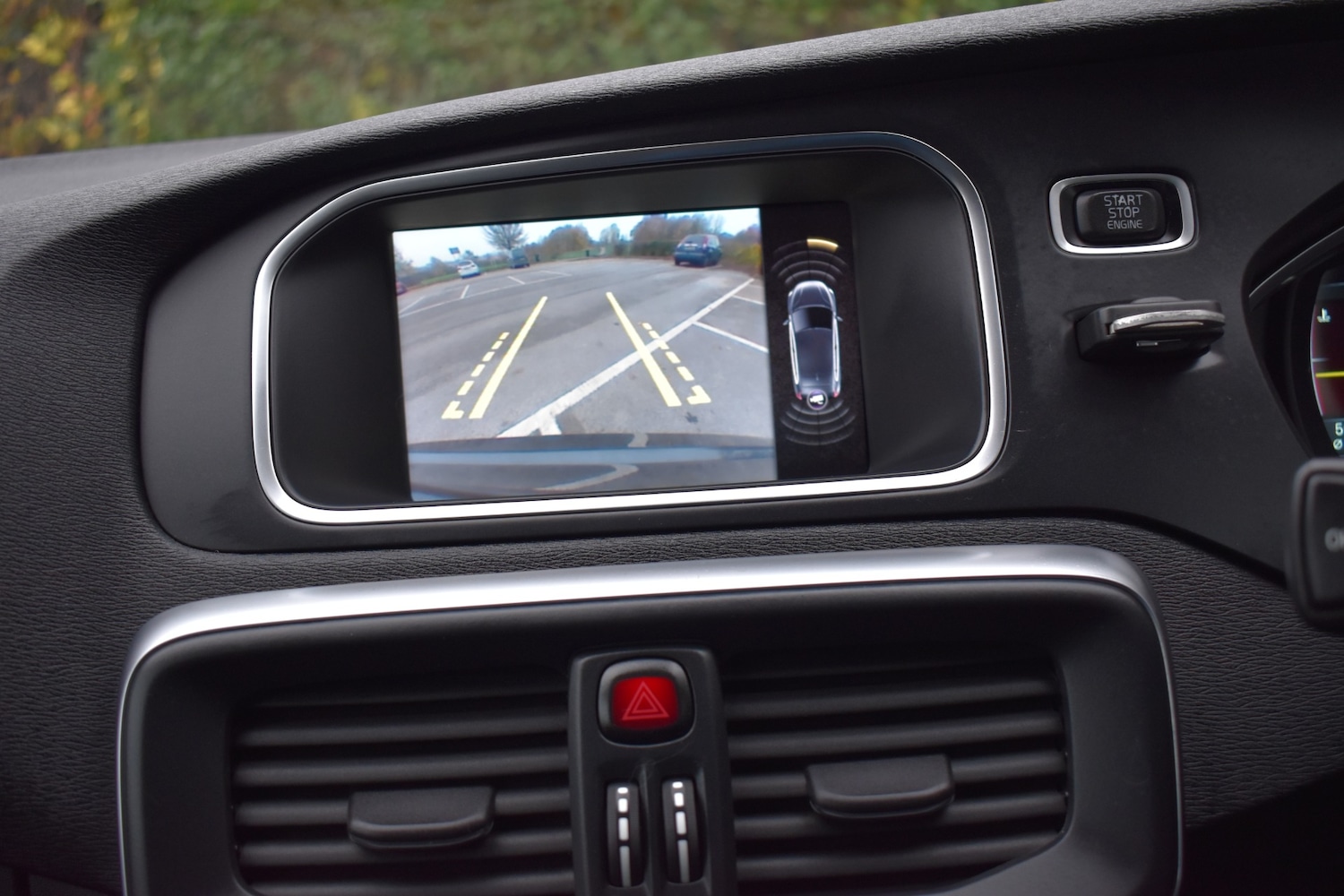 Used Volvo V40 2014 for sale - 76508089: Photo 11