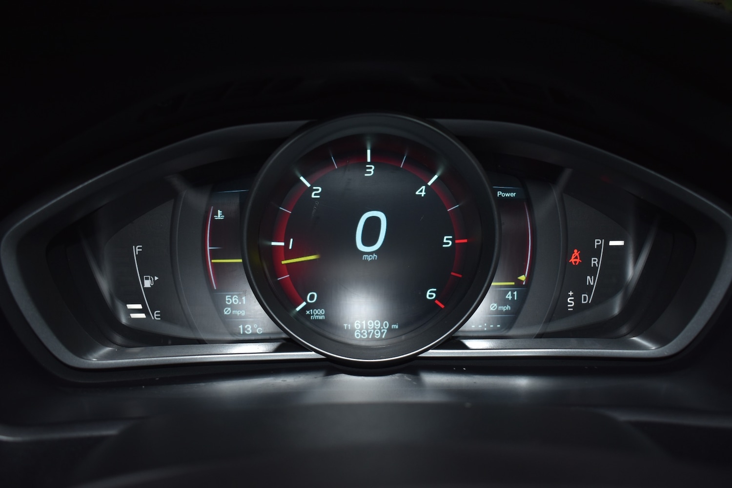 Used Volvo V40 2014 for sale - 76508089: Photo 8