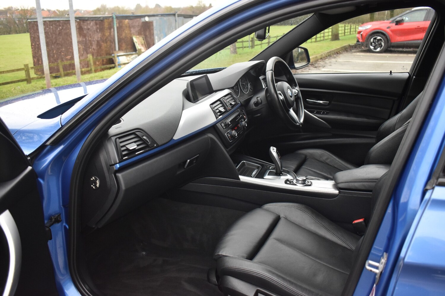 Used BMW 3 Series 2013 for sale - 77300902: Photo 11