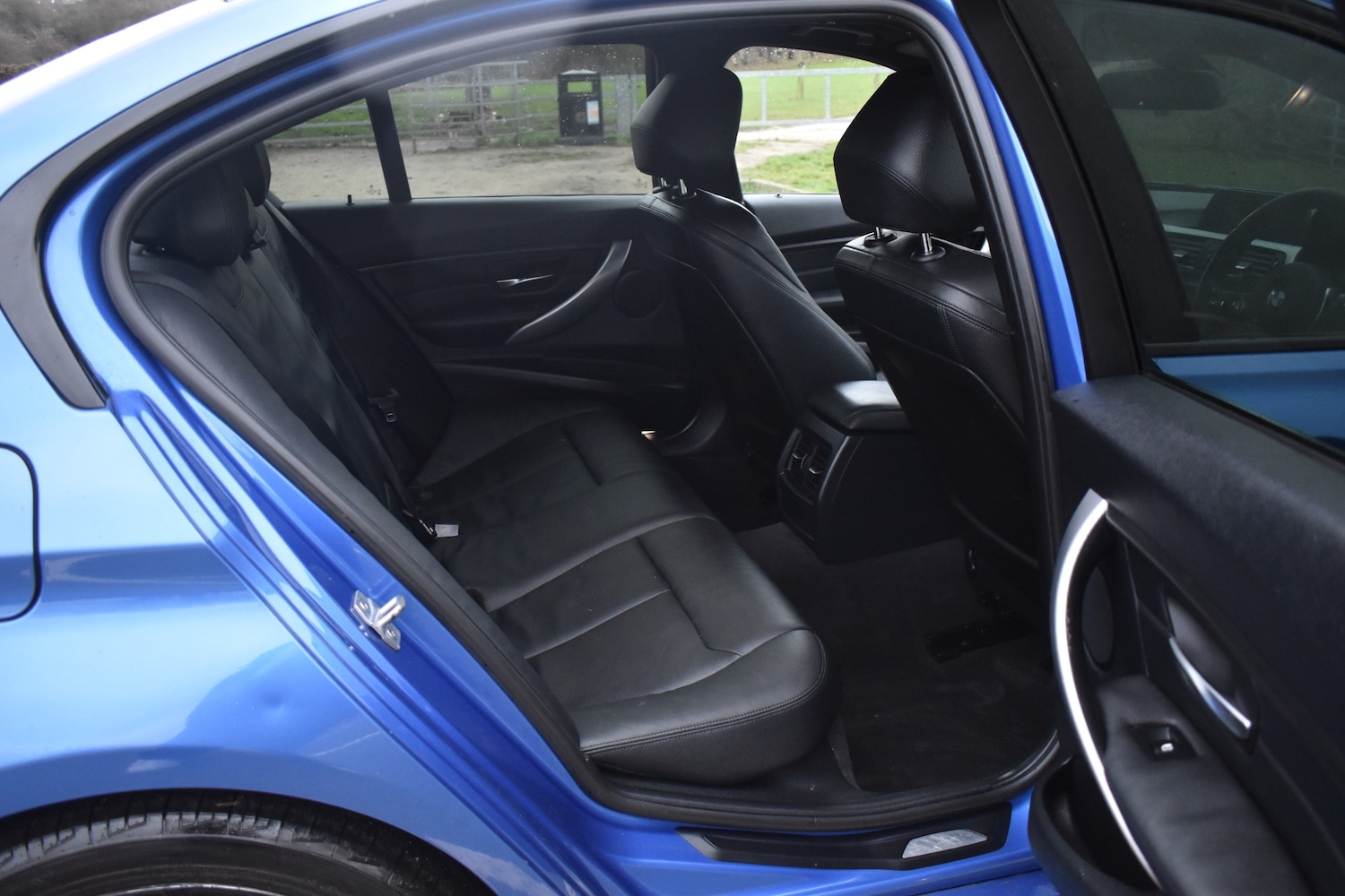 Used BMW 3 Series 2013 for sale - 77300902: Photo 12