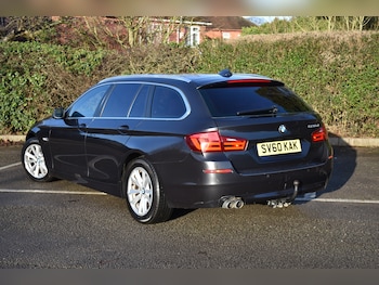 Used BMW 5 Series 2010 for sale - 77005642: Photo