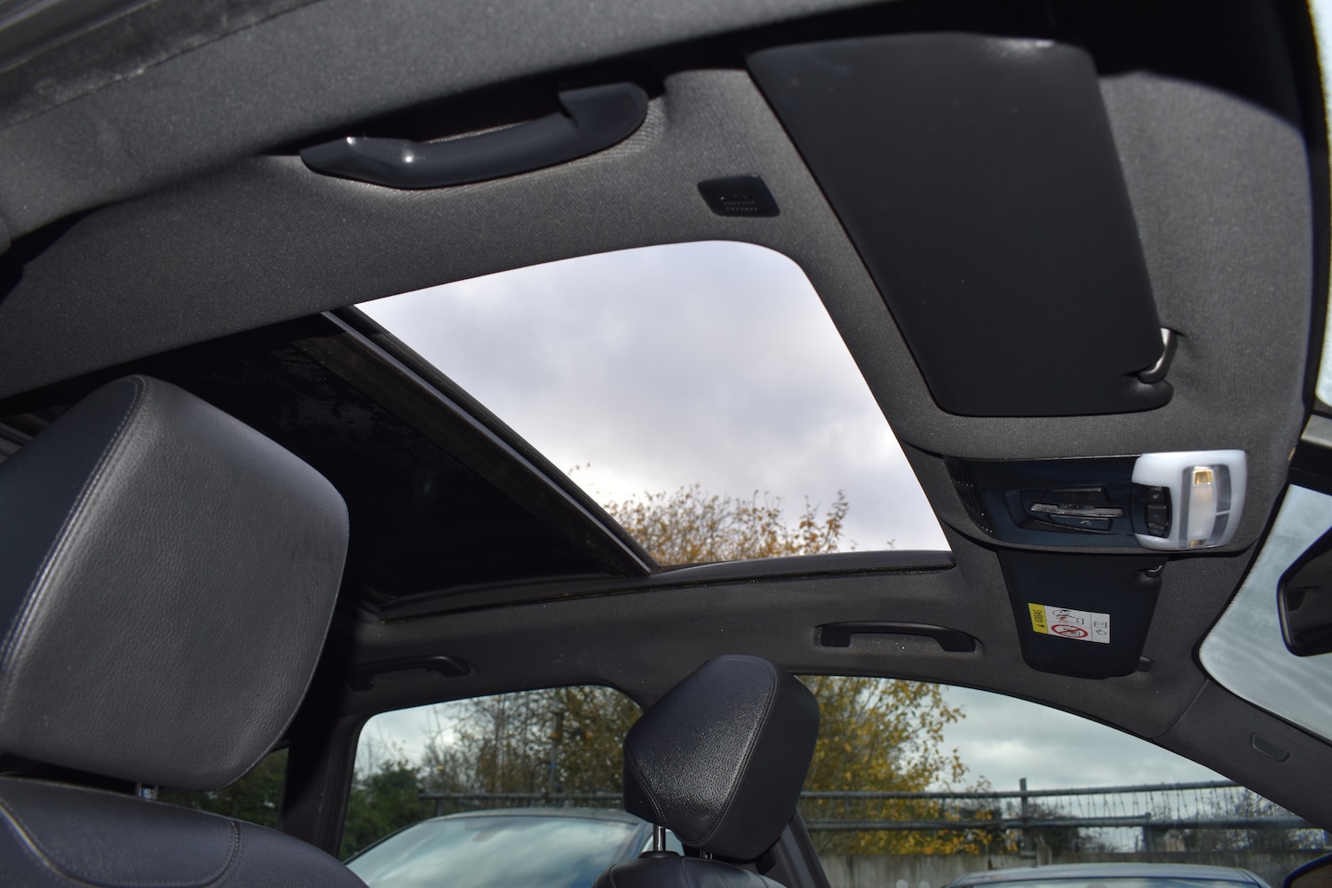 Used BMW 3 Series 2014 for sale - 76918197: Photo 23