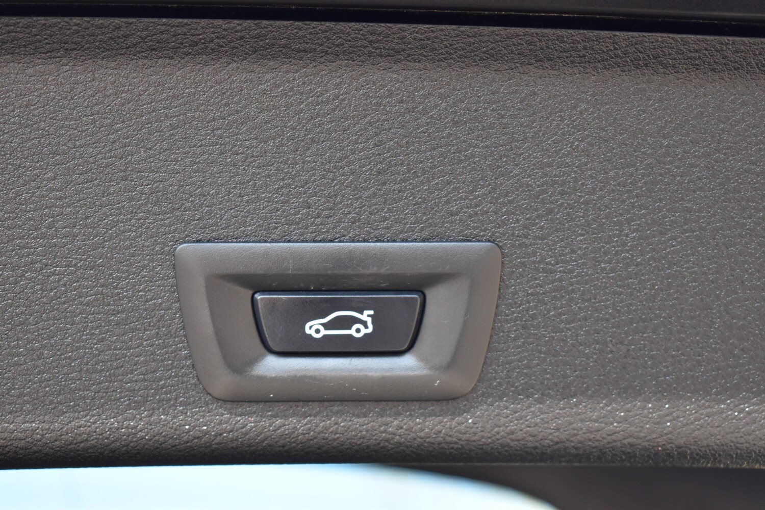 Used BMW X4 2016 for sale - 77954117: Photo 20