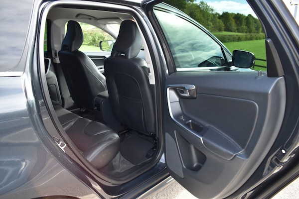 Used Volvo XC60 2014 for sale - 76184580: Photo 14