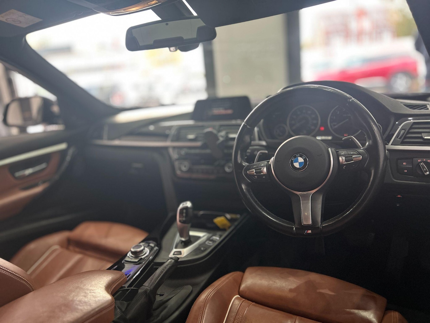 Used BMW 3 Series 2016 for sale - 76370774: Photo 2