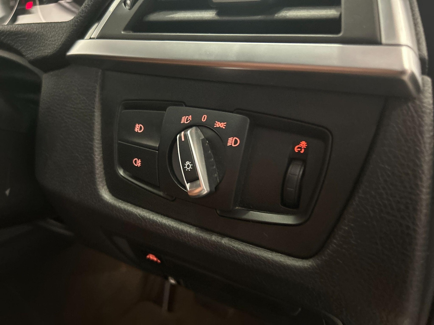 Used BMW 3 Series 2016 for sale - 76370774: Photo 29