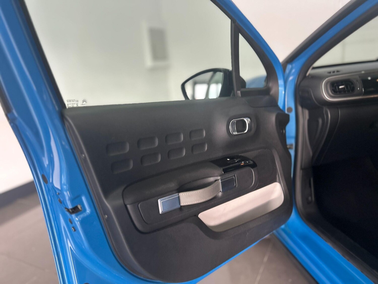 Used Citroen C3 2017 for sale - 76042023: Photo 34