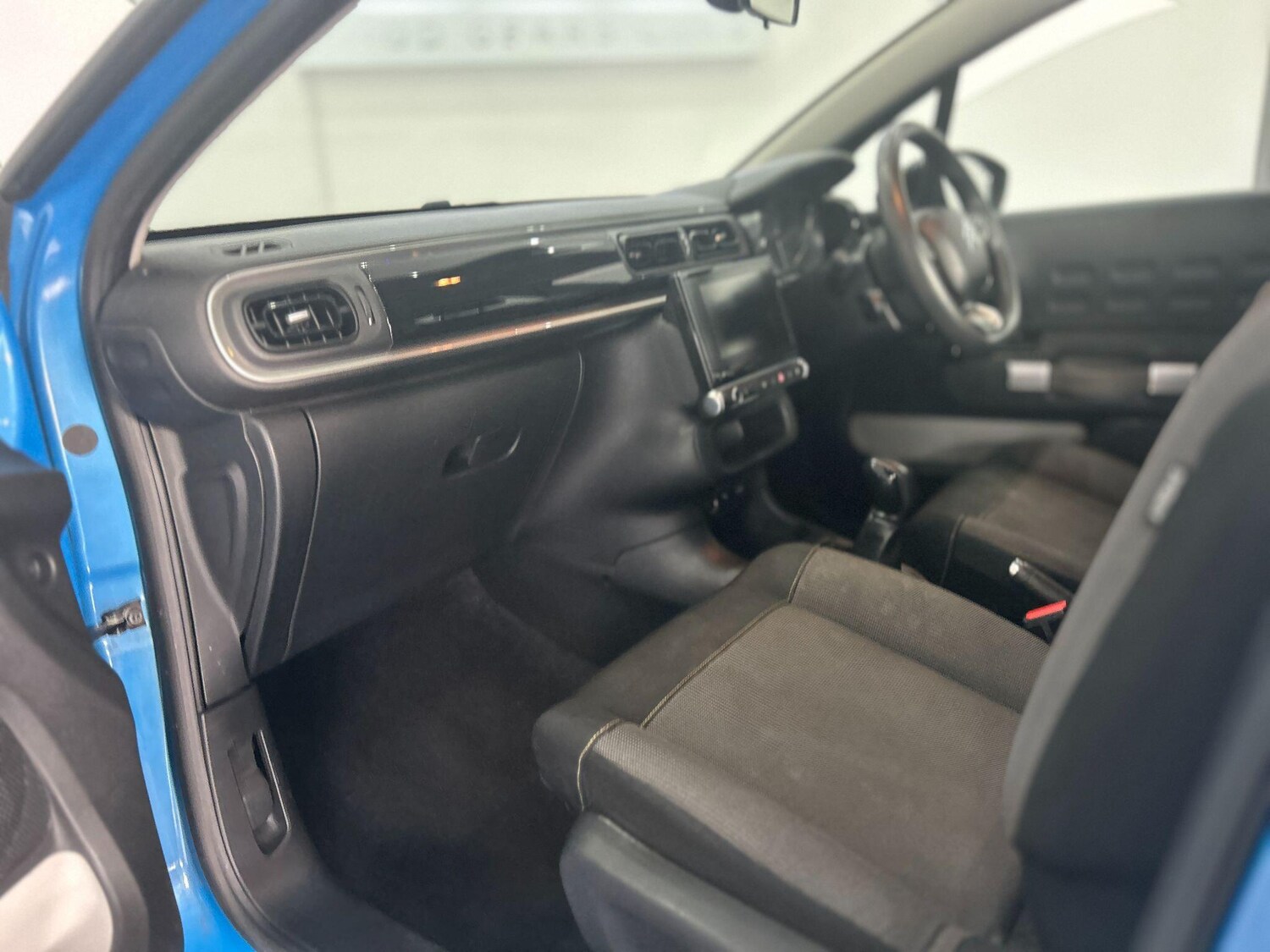 Used Citroen C3 2017 for sale - 76042023: Photo 43