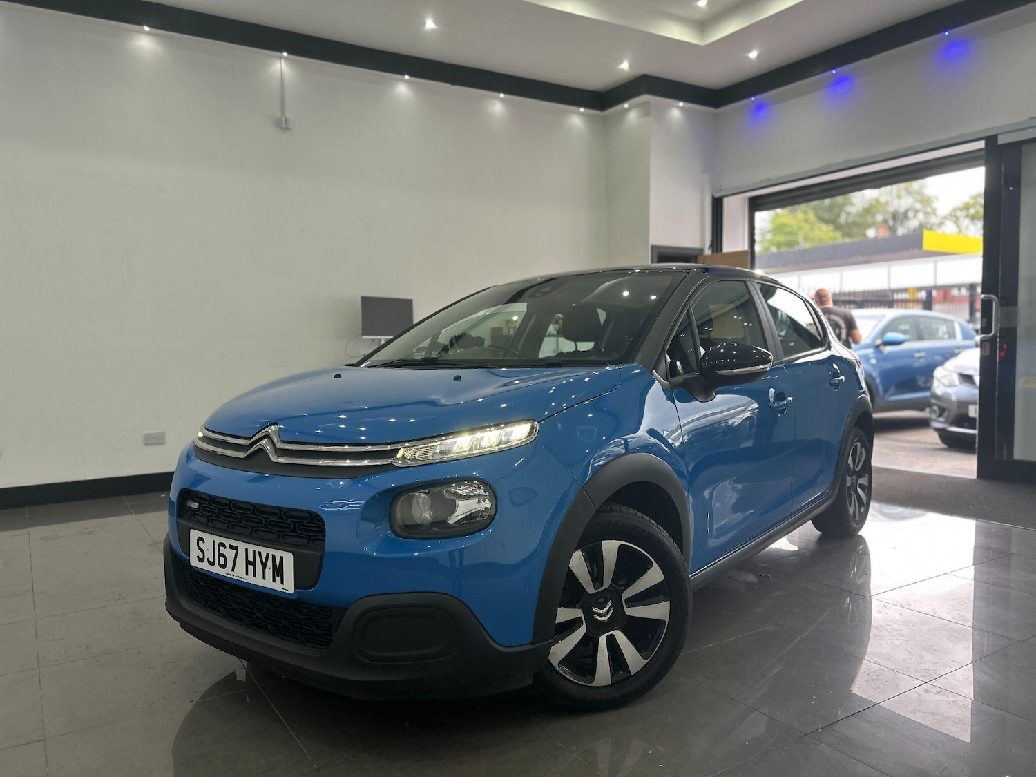 Used Citroen C3 2017 for sale - 76042023: Photo 5