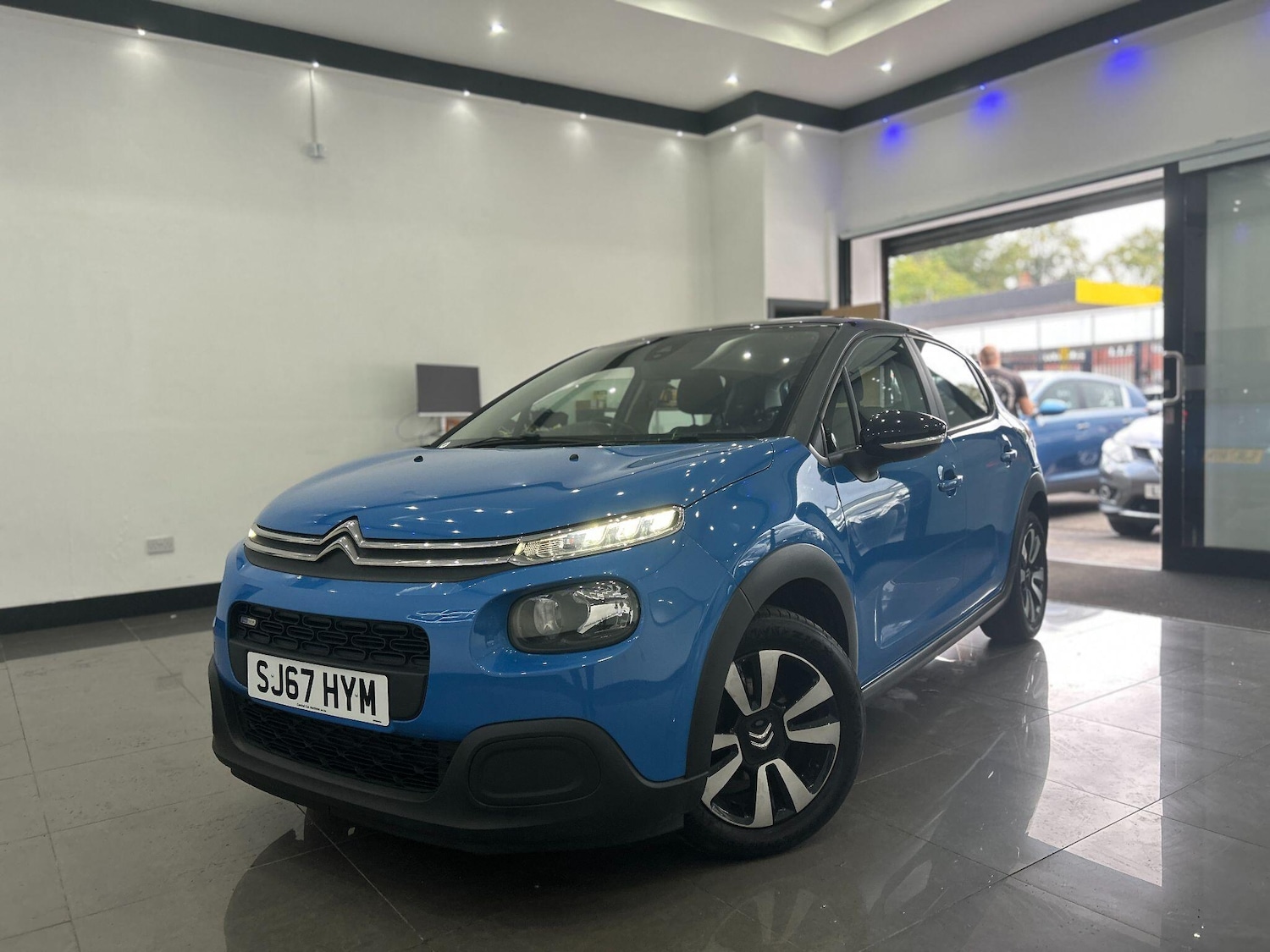 Used Citroen C3 2017 for sale - 76042023: Photo 8