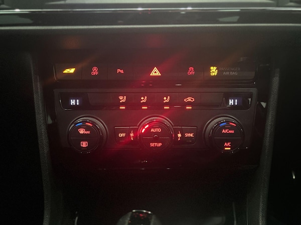 Used SEAT Leon 2019 for sale - 76188833: Photo 21
