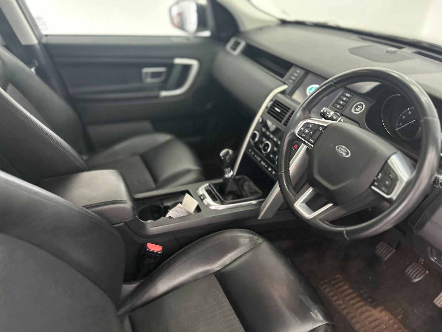 Used Land Rover Discovery Sport 2017 for sale - 75990091: Photo 15