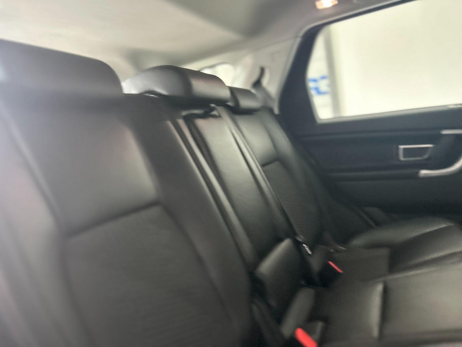 Used Land Rover Discovery Sport 2017 for sale - 75990091: Photo 17