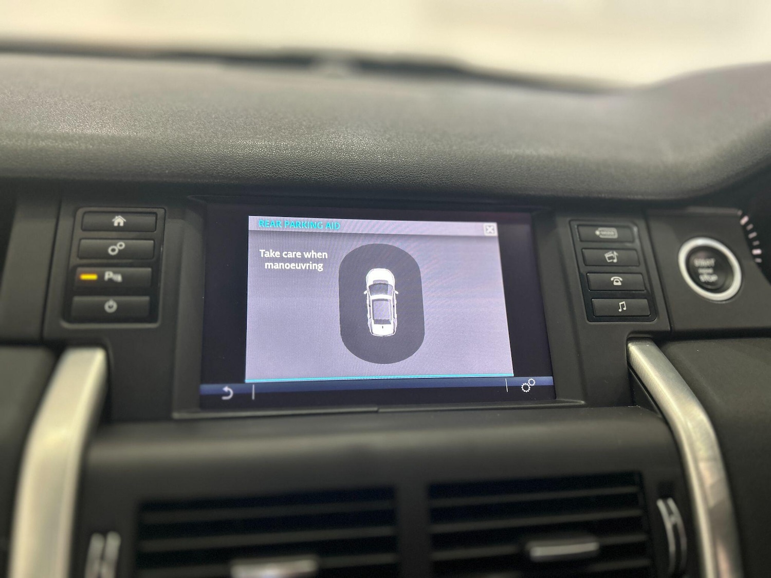 Used Land Rover Discovery Sport 2017 for sale - 75990091: Photo 26